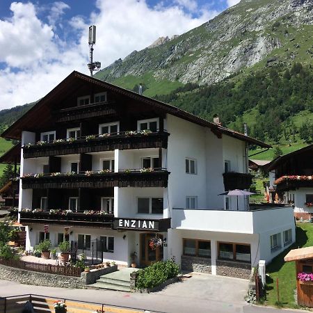 Ferienhaus Enzian Pragraten Exterior photo