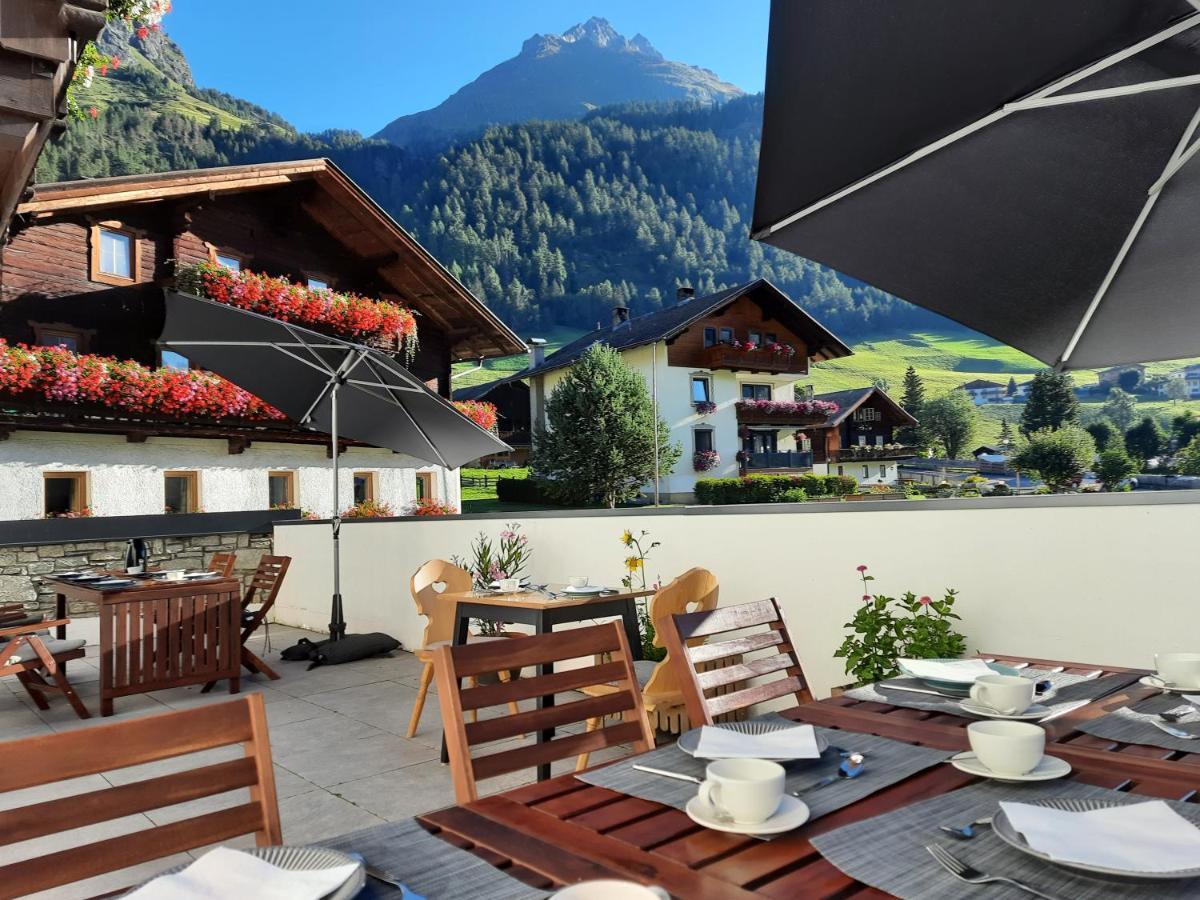 Ferienhaus Enzian Pragraten Exterior photo
